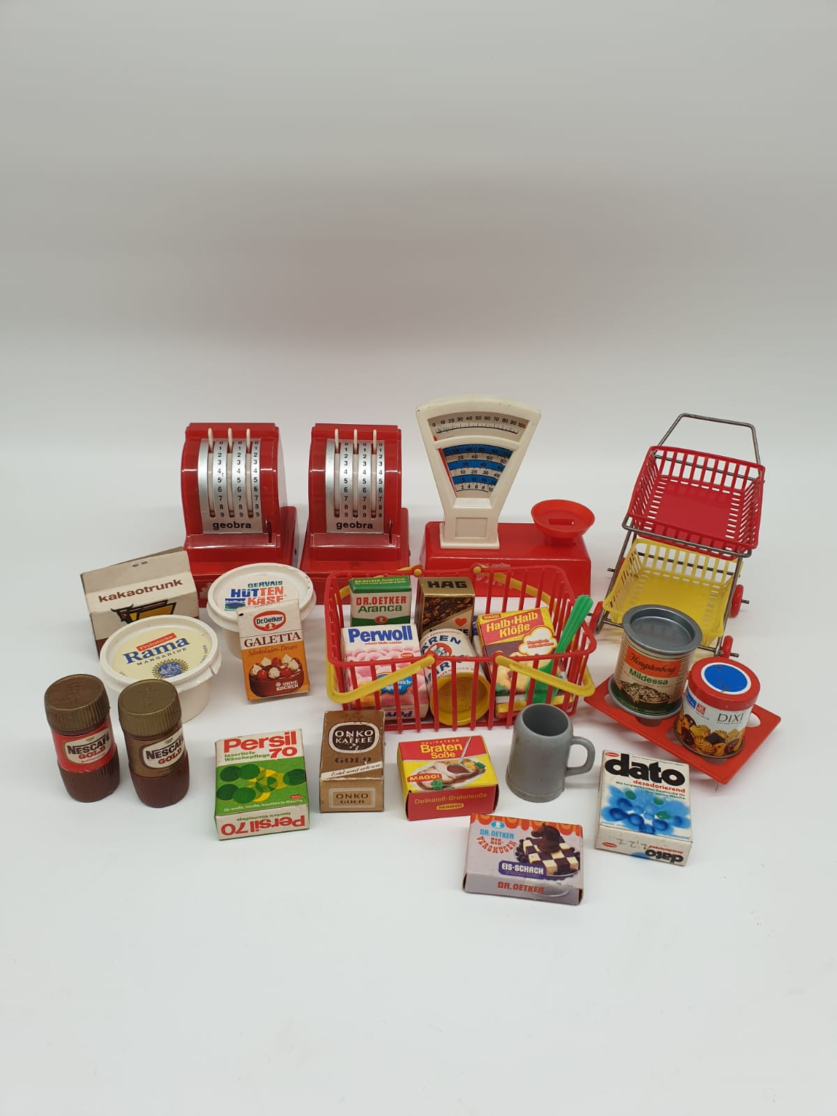 Puppenzubehör- Kaufladen Konvolut