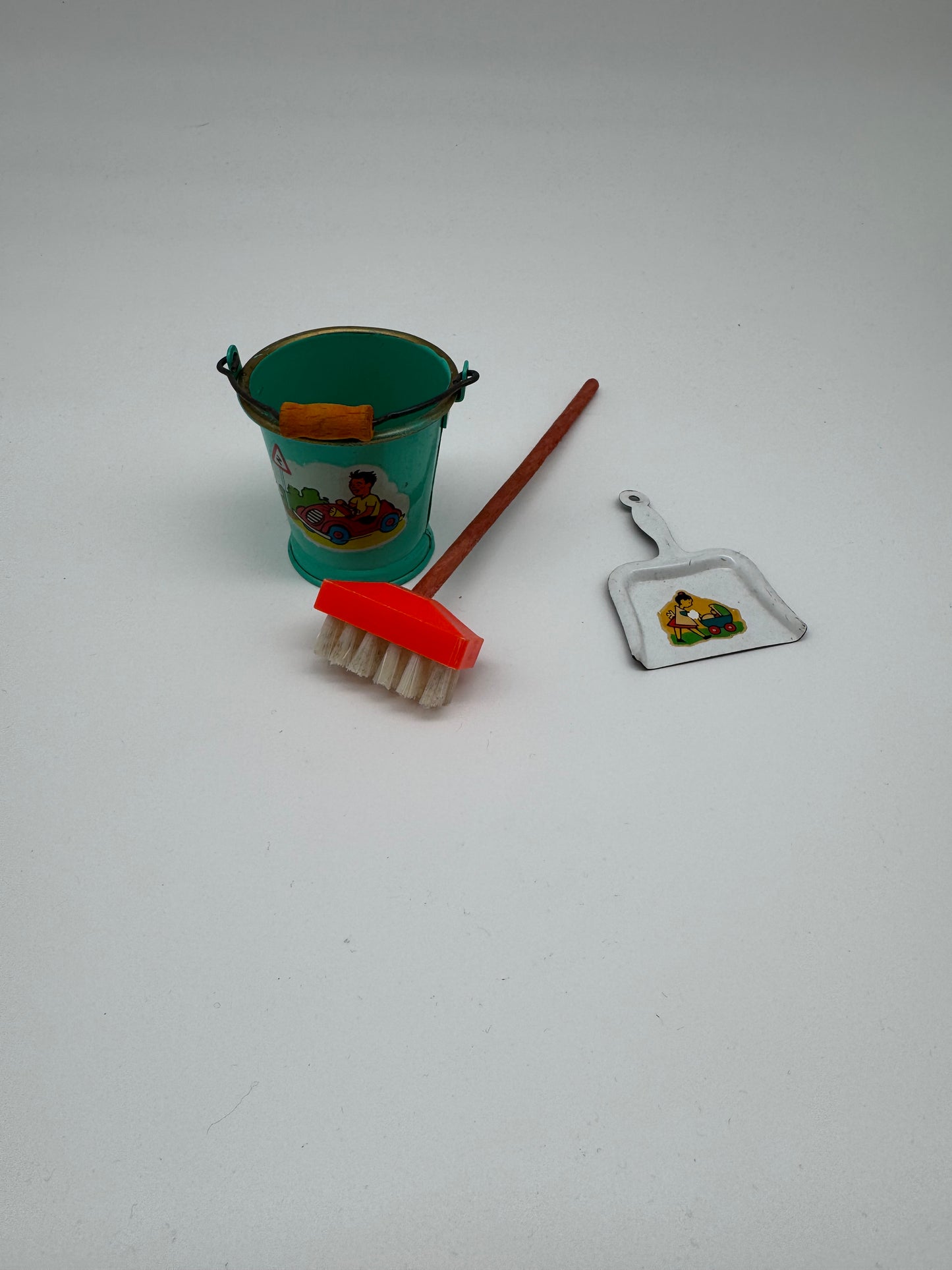 Antikes Puppenzubehör